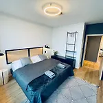 Boutique Heidi With Mountain View アパート Loučná pod Klínovcem